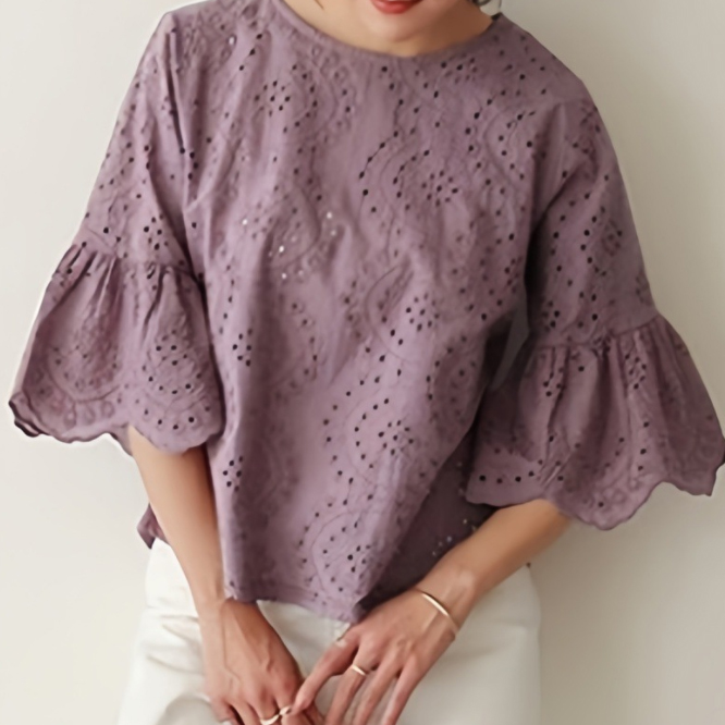 白ブラウス 可愛い刺繍レース五分袖チュニック体型カバー