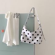 ドット柄ハンドバッグ　ins　韓国ファッション　デザイン