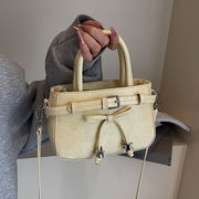 ショルダーバッグ　韓国ファッション　デザイン PUバッグ カバン 肩掛けバッグ　ハンドバッグ　ミニー