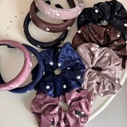 ドット柄シュシュ　カチューシャ　ヘアアクセサリー　レディース　デザイン　韓国風　髪飾り