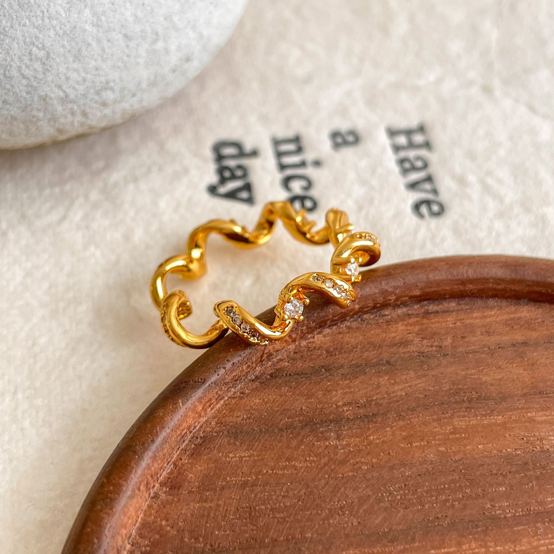 925シルバー リング　アクセサリー 指輪 　キラキラ　ハンドメイド 指輪　ハンドメイド