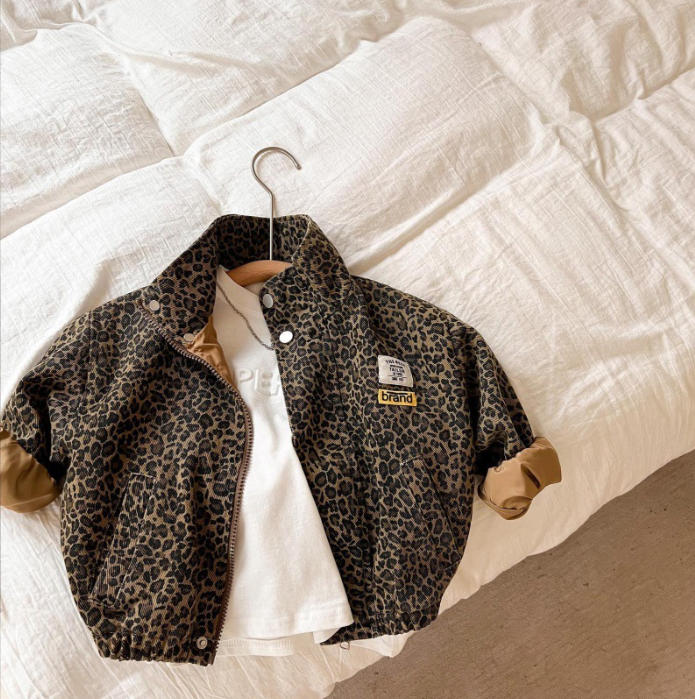 140 子供用スノーボードウェア ヒョウ柄 Burton スキー スノーボード