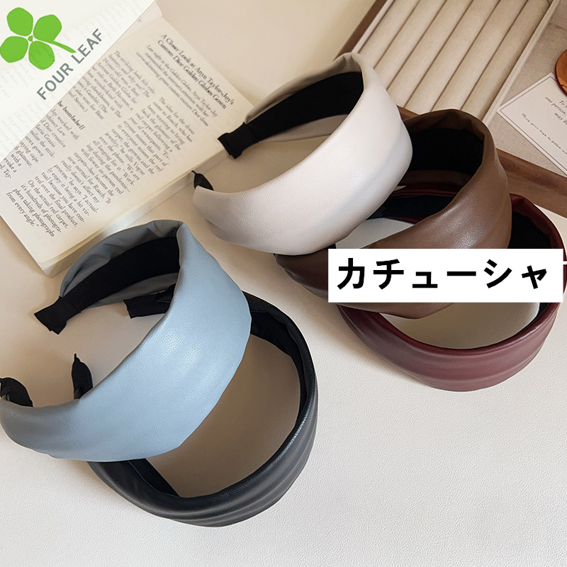 PU カチューシャ 髪留め ヘアアクセサリー 髪飾り やさしい 高級感 ファッション 秋冬