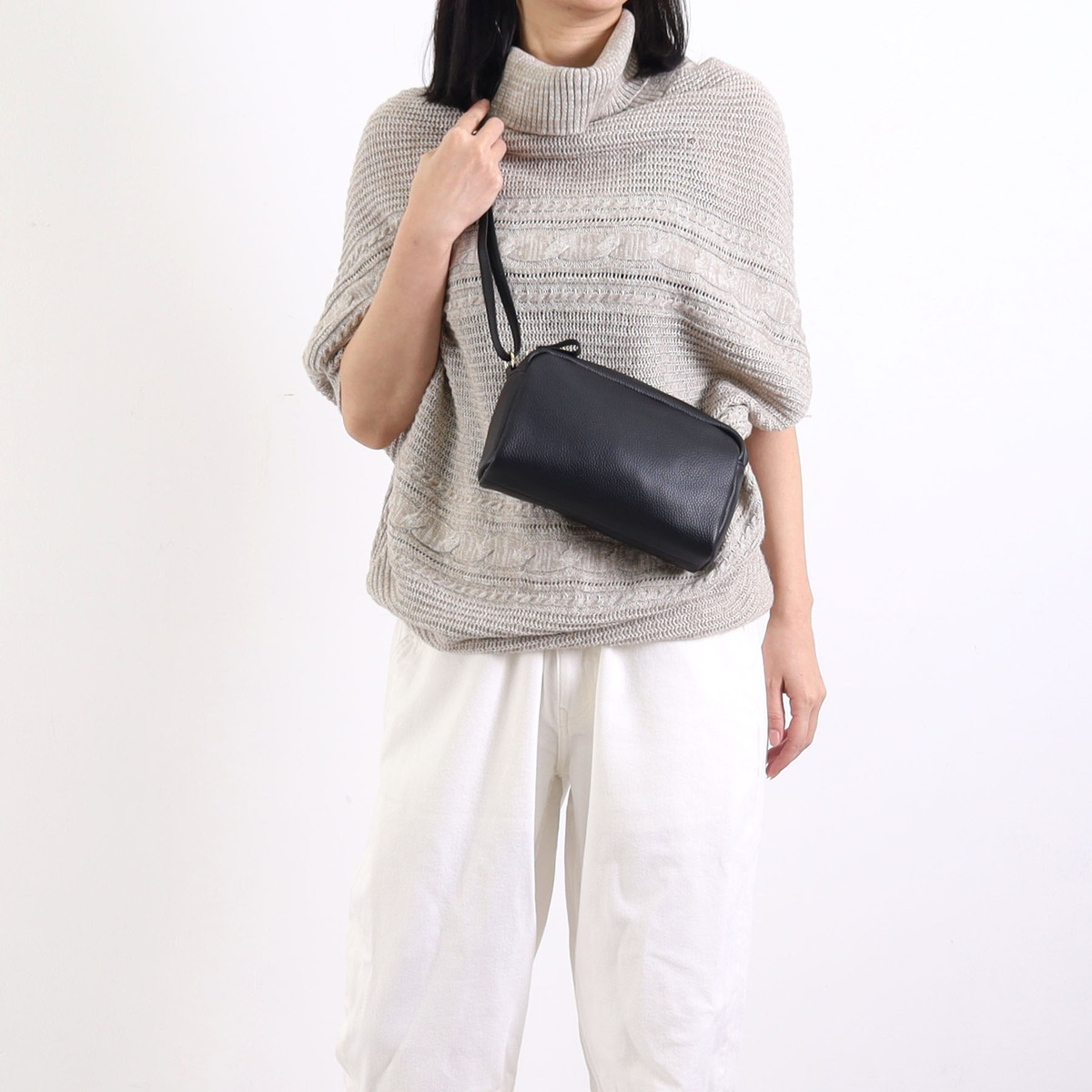 定番【COOCO】シュリンクレザー横型BOX ショルダーバッグ 斜めがけ