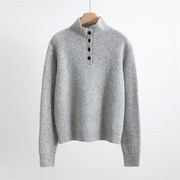 独特の存在感 デイリー使いに便利なリラクシー編みニット 上品なVライン衿 保温性と着心地重視 4色