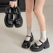 シューズ　パンプス　デザイン　韓国ファッション　INS　リボン