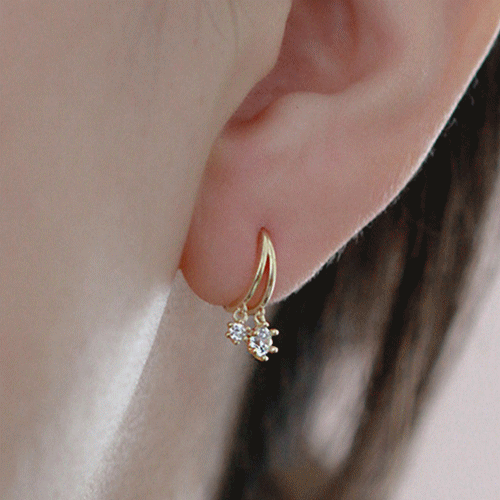 揺れる ピアス フープピアス つけっぱなし 痛くない 痒くならない 小ぶり ミニピアス アクセサリー 両耳用
