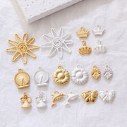 DIY材料 デコパーツ 太陽 アクセサリーパーツ 花 ハンドメイドチャーム 手芸 通し穴つき マットカラー