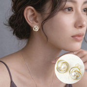 【銅製/S925製】フラワー ピアス 淡水パール ホワイト K18GP 上品 花モチーフ 大人 可愛いアクセ【a-e337】