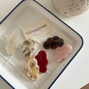 ヘアピン　アクリル　ヘアアクセサリー　デザイン　髪飾り