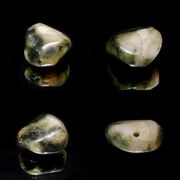 フェナカイト＆エメラルド＜ブラジル産＞　共生鉱　原石　穴あり