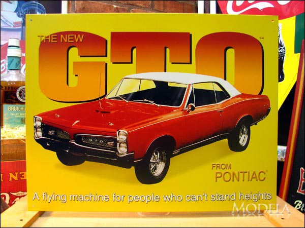 アメリカンブリキ看板 ポンティアック -1967 GTO-