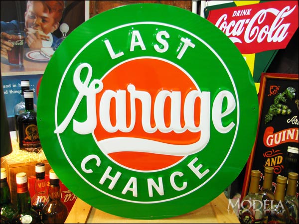ビッグサイズ看板 ガレージ Last chance 円型ロゴ