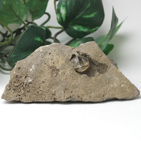 【天然石 パワーストーン】ハーキマーダイヤモンド（ハーキマー水晶）母岩付256g