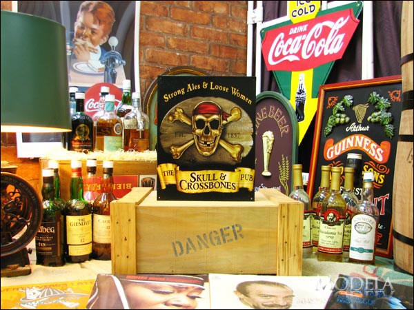 アメリカンブリキ看板 海賊酒場 食品 飲料 株式会社モデラ 問屋 仕入れ 卸 卸売の専門 仕入れならnetsea