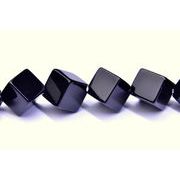 オニキス キューブ 6mm  １連（約３８ｃｍ） _R1287-6