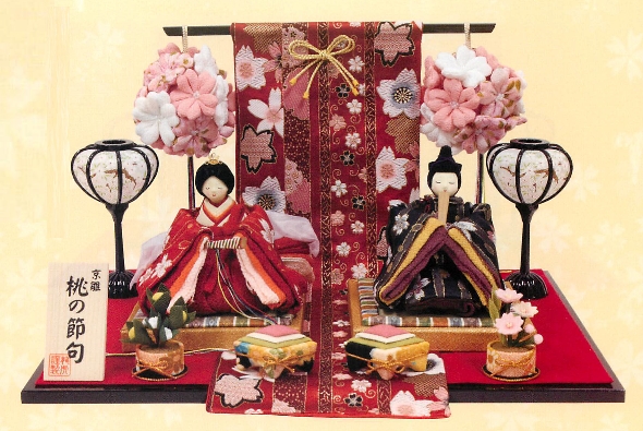 【ご紹介します！安心の日本製！さくらづくしの小物や着物が華やかな雛飾り！さくら雛】
