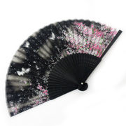 ＜ファッション雑貨＞＜和雑貨・和土産＞高級シルク扇子　花と蝶　ブラック　No.504-754