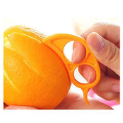 オレンジピーラー 皮むき器 簡単皮抜き オレンジカッター 柑橘類カッター マウス型 可愛い
