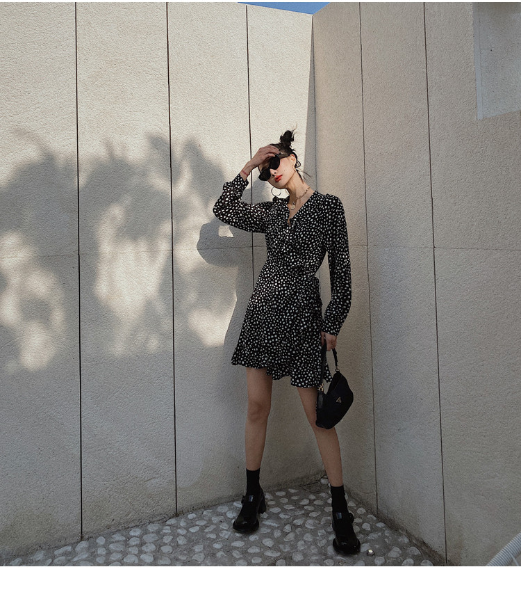 気高い レトロ ドット 減齢 エレガント ワンピース 長袖 ミニスカート スリム Aライン Vネック気質 百掛け アパレル 合同会社 サムズアップ 問屋 仕入れ 卸 卸売の専門 仕入れならnetsea