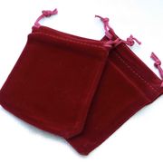 ベロアポーチ　巾着袋　小サイズ　10枚セット　プレゼント　ギフト　贈り物　ワインレッド　赤　ラッピング