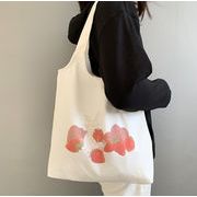 エコバッグ　トートバッグ　ファッション　ウサギ　イチゴ　肩掛け　キャンバス