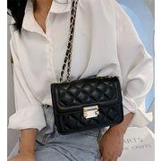 新しいデザイン 通勤する 高品質な風合い スモールスクエアバッグ チェーン 百掛け ショルダーバッグ