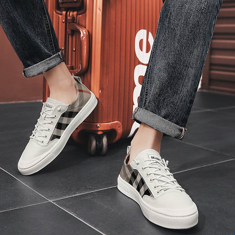 スニーカー メンズ 靴 夏 涼しい カジュアル おしゃれ メンズスニーカー シューズ 紐 運動靴 ファッション雑貨 合同会社 Pomp 問屋 仕入れ 卸 卸売の専門 仕入れならnetsea