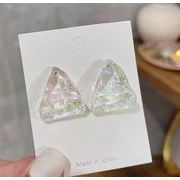 三角樹脂ブロックピアス｜S925針