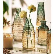 限定販売 小さな花瓶 レリーフ ガラス クリエイティブ リビングルーム 自宅 装飾
