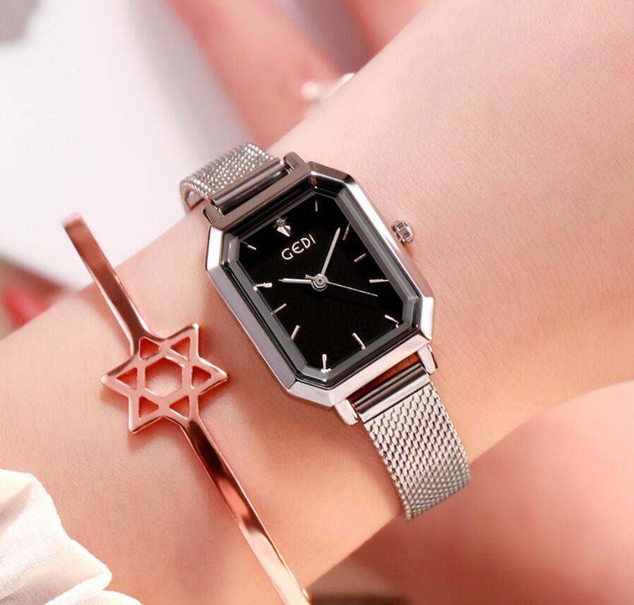 腕時計 レディース おしゃれ 女の子安い ウォッチ ベルト ゴールド 時計 軽量 防水 プレゼント ファッション雑貨 菅野 合同会社 問屋 仕入れ 卸 卸売の専門 仕入れならnetsea