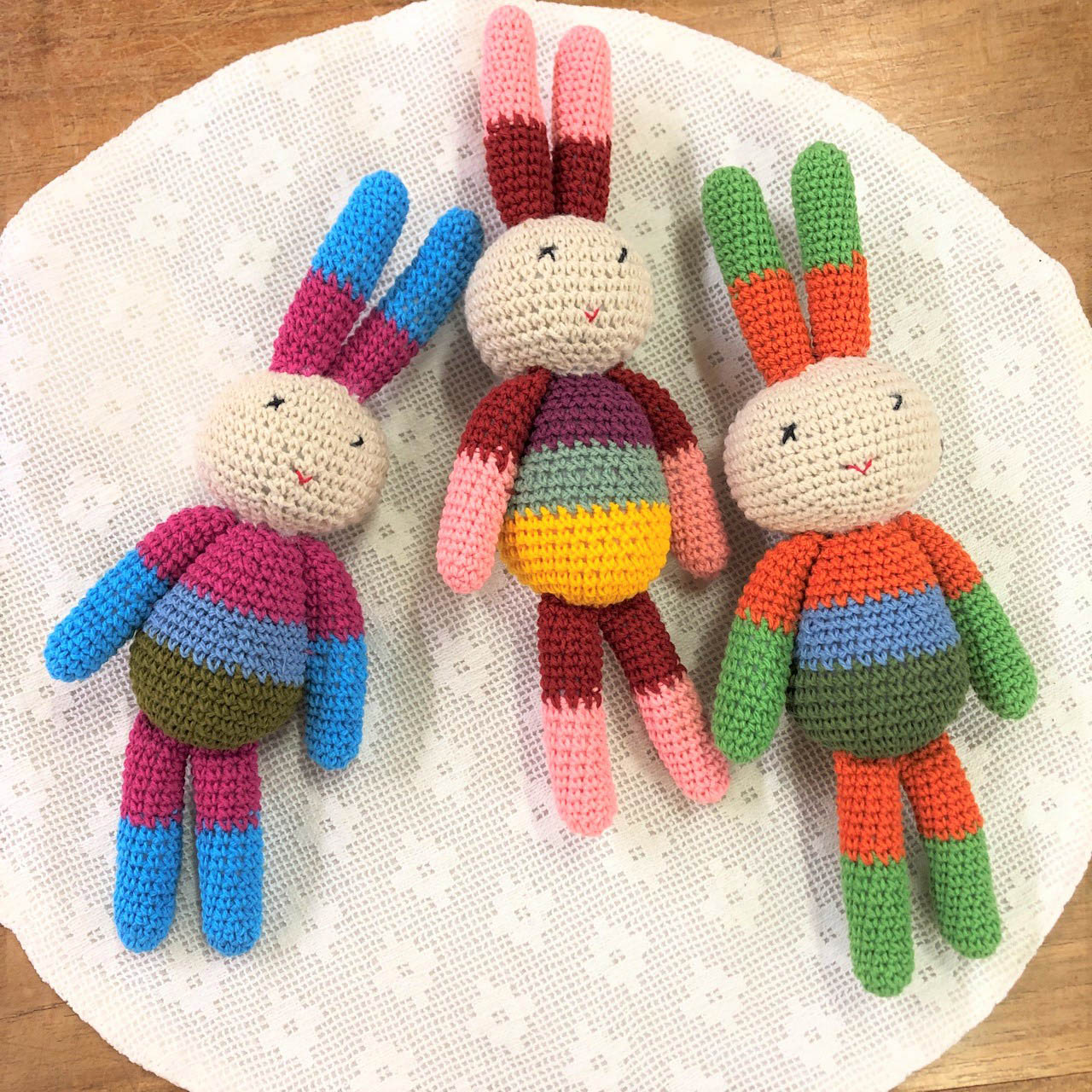 リボンのキーホルダー 編み物 crochet ハンドメイド 韓国