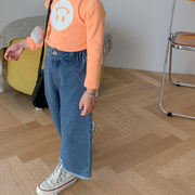 韓国子供服子供用ジーンズ秋の新商品の長ズボン