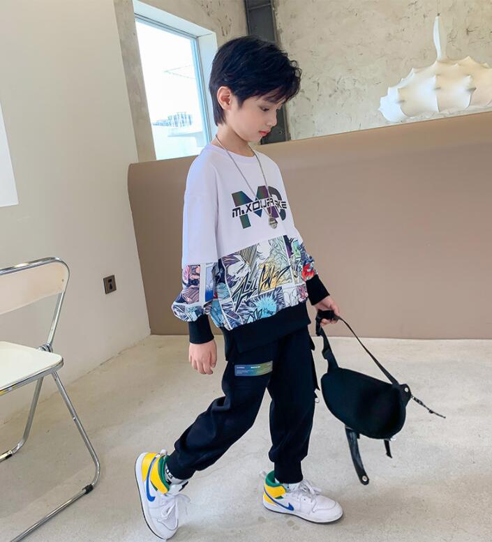 春秋 男の子  パーカートップス パーカー 子供服 キッズ服 おしゃれ★裏毛付き 110-160