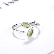 指輪  リング   若芽  緑の葉  手飾り ファッション  アクセサリー