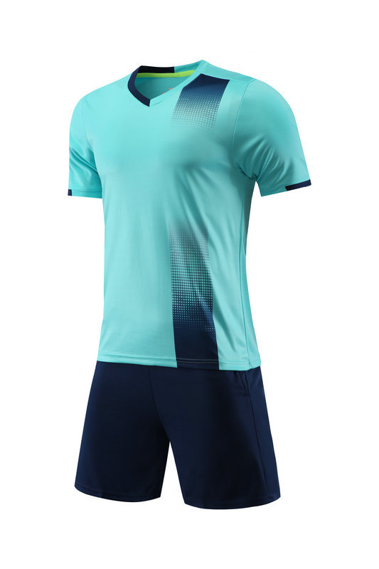 サッカー　2点セット　スポーツ　スポーツウェア 　 トレーニング用服　 OEMできる