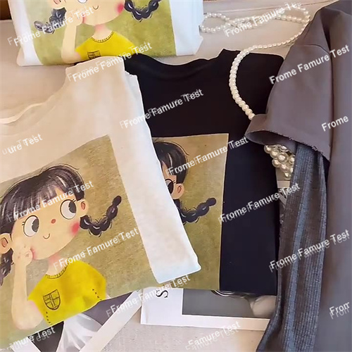 Tシャツ　　　　レディース　　　　ファッション　　春夏　　長袖
