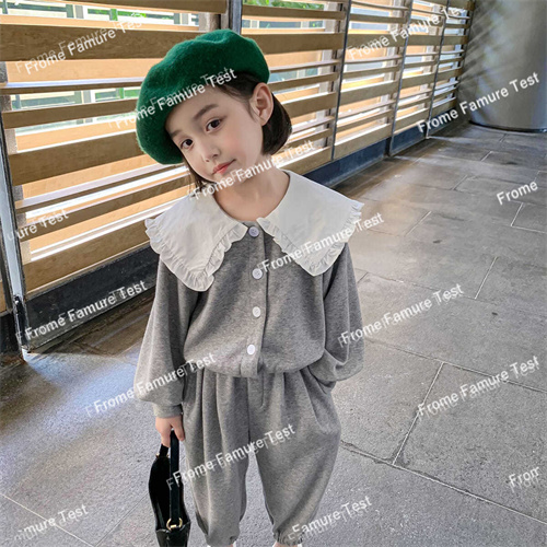 子供服　　キッズ女の子　　春秋　　ファッション　スポーツ　スッツ