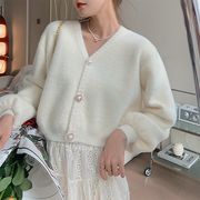 カーディガン　ニットトップス　レディース　ファッション　韓国風　デザイン　秋冬　ハートボタン