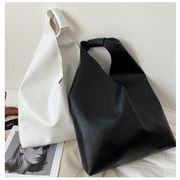 トートバッグ　鞄　トライアングルバッグ　INS　大人気　韓国ファッション