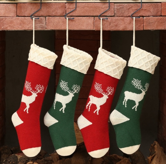 クリスマス靴下 クリスマス プレゼント袋 壁掛けクリスマスツリー飾りクリスマスブーツ ギフトバッグ  2色