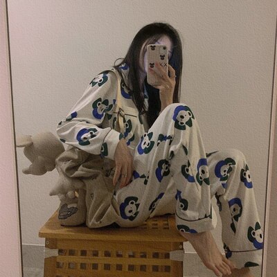 韓国のキャラクターコアラの純綿春パジャマ女性長袖家庭服学生セットは外で着られます