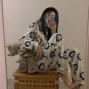 韓国のキャラクターコアラの純綿春パジャマ女性長袖家庭服学生セットは外で着られます