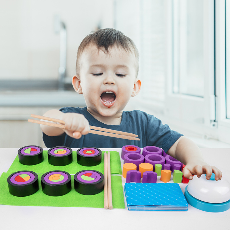 2022新作  おもちゃ  幼児童の知育  玩具ギフト  ままごと玩具  木製  寿司   パズル玩具。