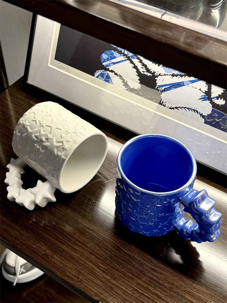 陶磁器カップ ユニークなデザイン 大人気 洗練された マグカップ 星 水カップ カラフル 大容量