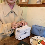 ポーチ　化粧バッグ　化粧ポーチ　小銭いれ　収納袋　収納バッグ　笑顔　韓国ファッション　ベルベット