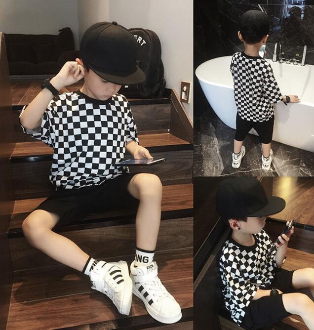 2023新品　子供服　半袖 トップス Tシャツ 白黒チェッカー　110-160cm 2色