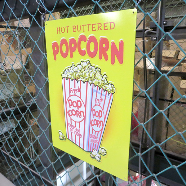 ポップコーン看板 メタルサイン HOT BUTTERED POPCORN【ポップコーン ブリキ看板