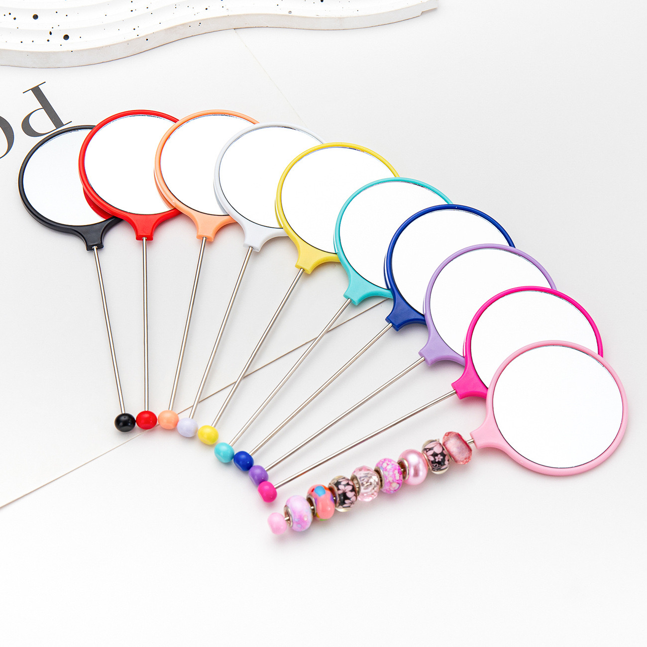 ハンドメイドの鏡 新作 カスタム鏡 ビーズミラー 手芸DIY ミニ可愛い カガミ INS