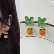 イヤリングレトロな美しい日本の女の子オレンジ色のガラスのイヤリングは、耳の穴のないオイルフラワーのイ